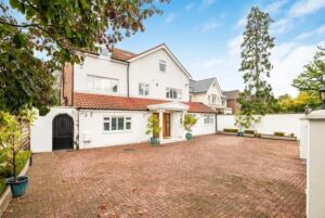 Camlet Way, Barnet
