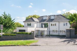 Greenbrook Avenue, Hadley Wood