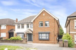 Newberries Avenue, Radlett