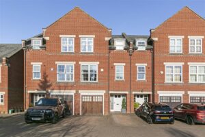 Beningfield Drive, London Colney, St. Albans